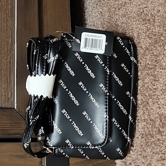 Kendall & Kylie Handbags - NWT Kendall & Kylie crossbody bag NWT Kendall & Kylie crossbody bag NWT …